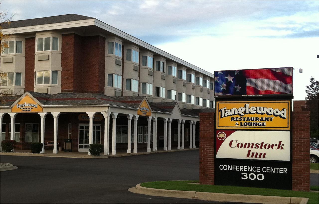 Comstock Inn & Conference Center Owosso Exterior photo